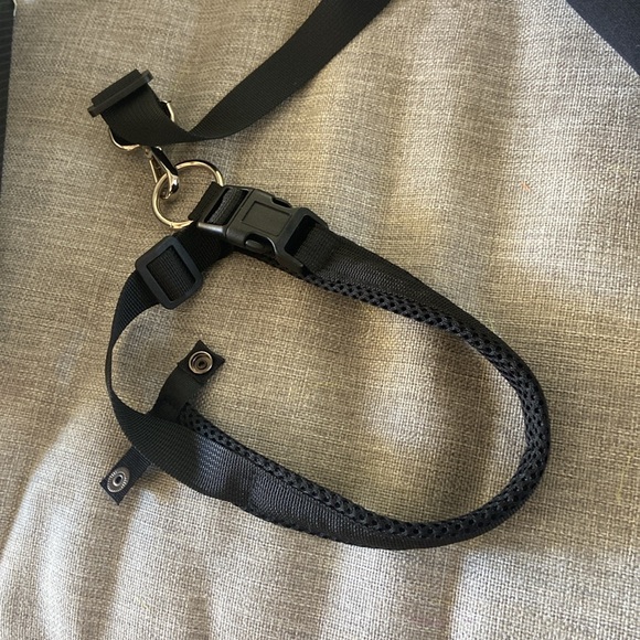 Dollephi dog knee brace.  Size large - Picture 4 of 7